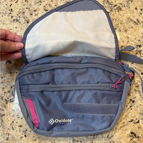 Outdoor Products Gray and Pink Crossbody Bag - Picture 4 of 5